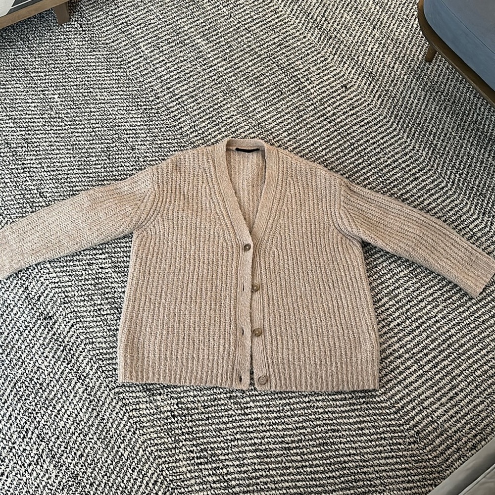 Jenni Kayne beige cocoon cardigan size small.